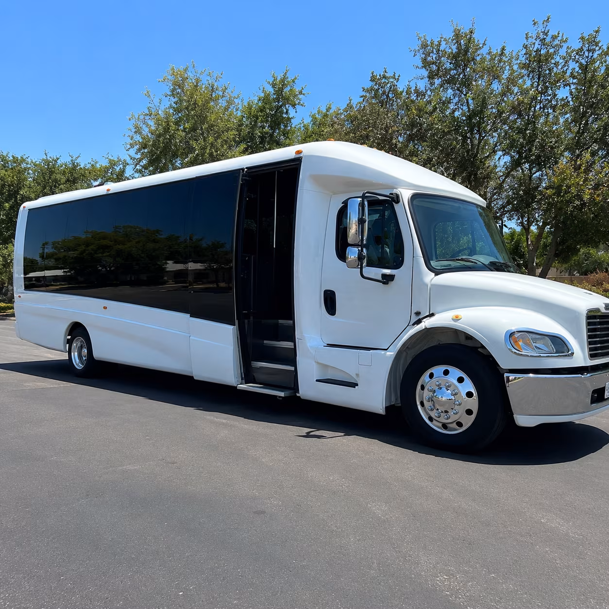 Albuquerque Airport Shuttle & Transportation party bus exterior