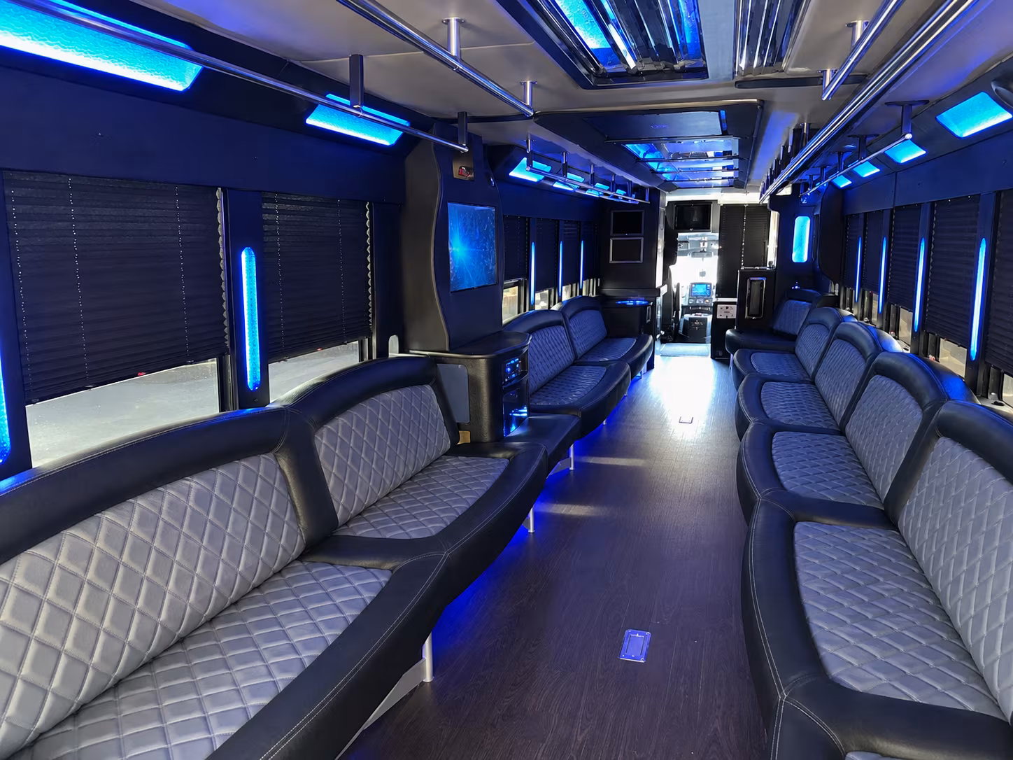 Albuquerque Bachelor & Bachelorette Transportation party bus exterior