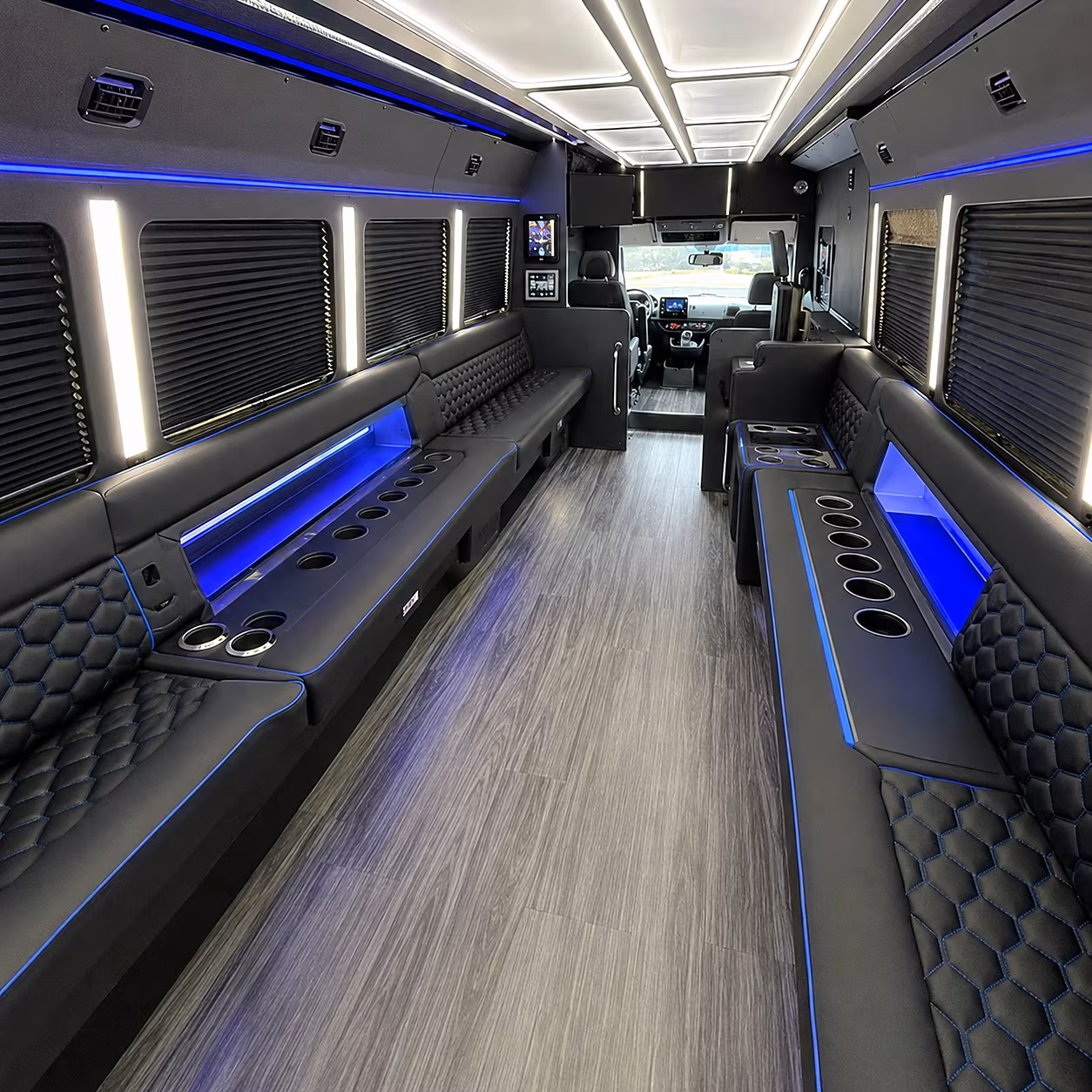 Albuquerque Birthday, Sweet 16, & Quinceañera Transportation party bus interior