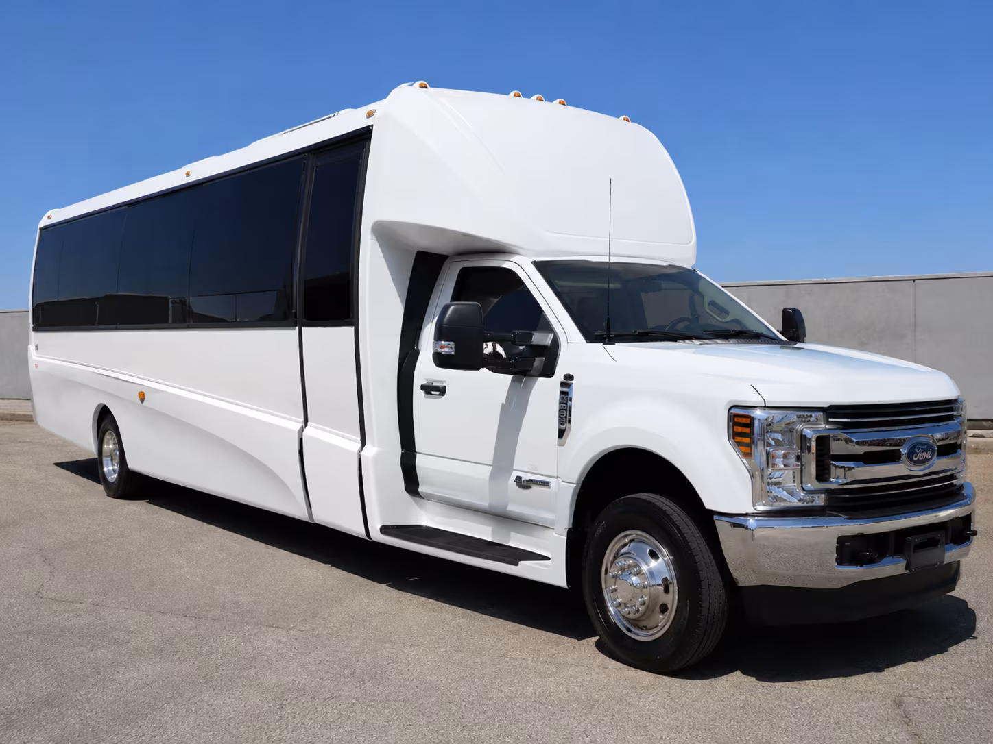 Pueblo Wedding Transportation & Shuttle Service