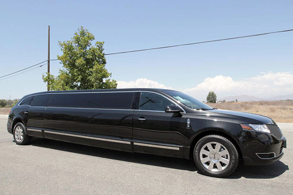 Albaquerque 8 Passenger Limo